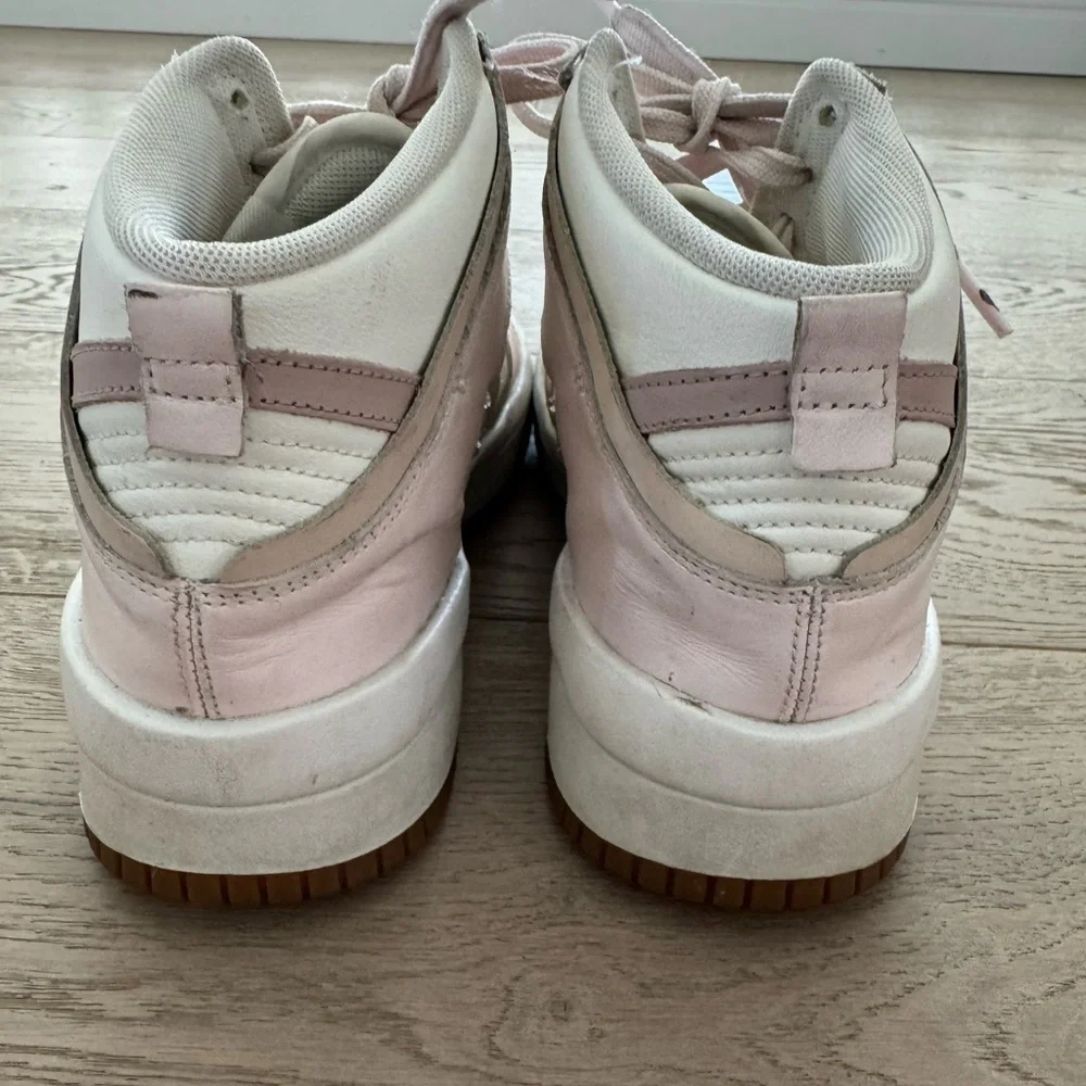 Nike Dunk High Rebel sneakers in sail/pink oxford size 9